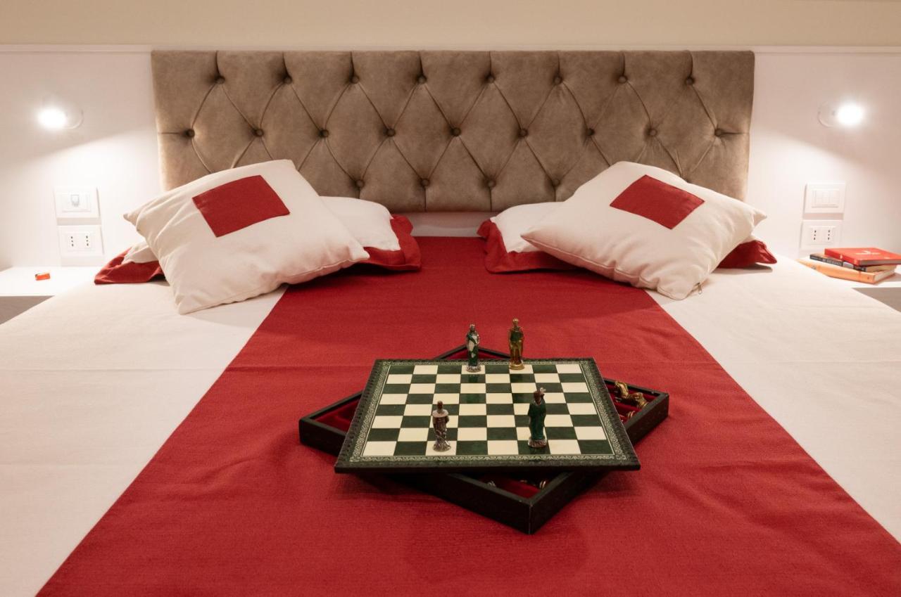 Bernini House Naples Hotel ภายนอก รูปภาพ