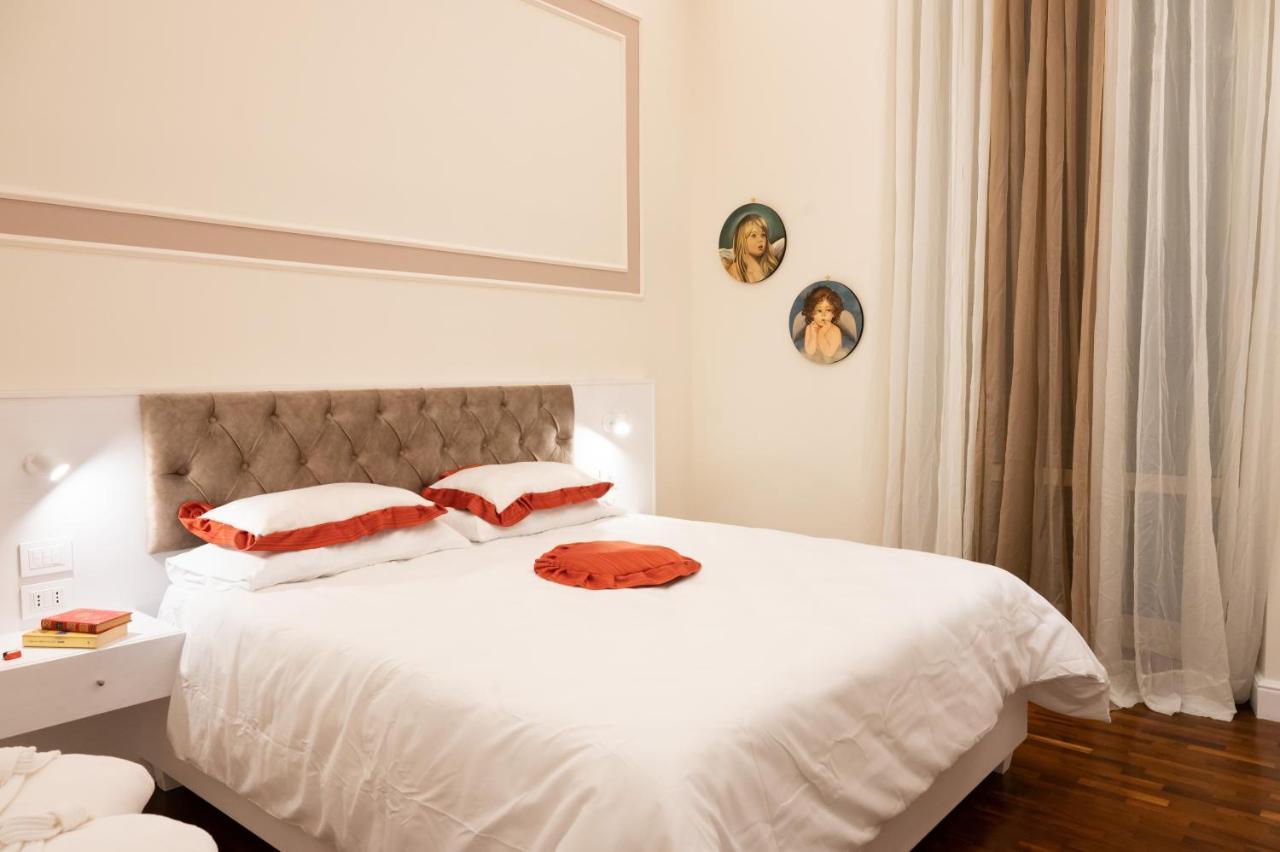 Bernini House Naples Hotel ภายนอก รูปภาพ