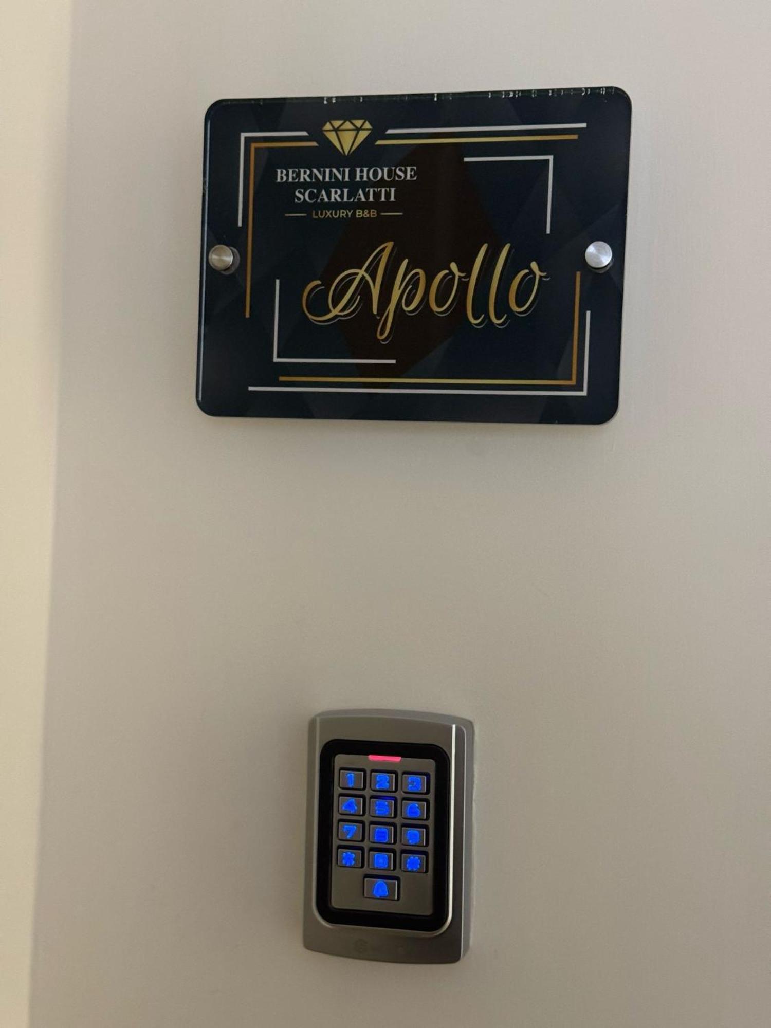 Bernini House Naples Hotel ภายนอก รูปภาพ