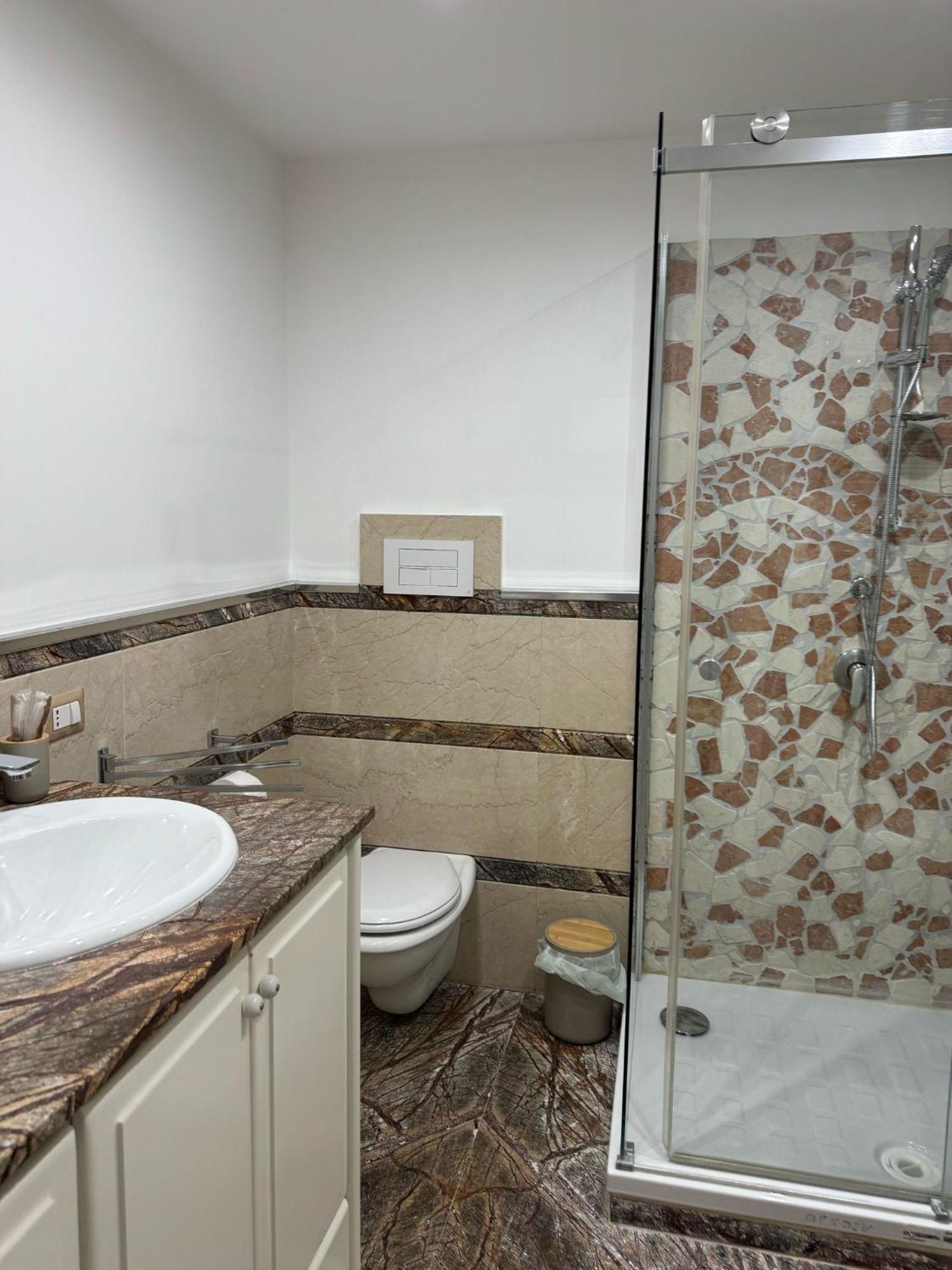 Bernini House Naples Hotel ภายนอก รูปภาพ